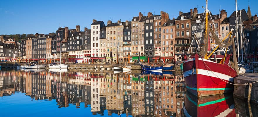 12-Day British Isles Round-Trip London: Ireland & Scotland